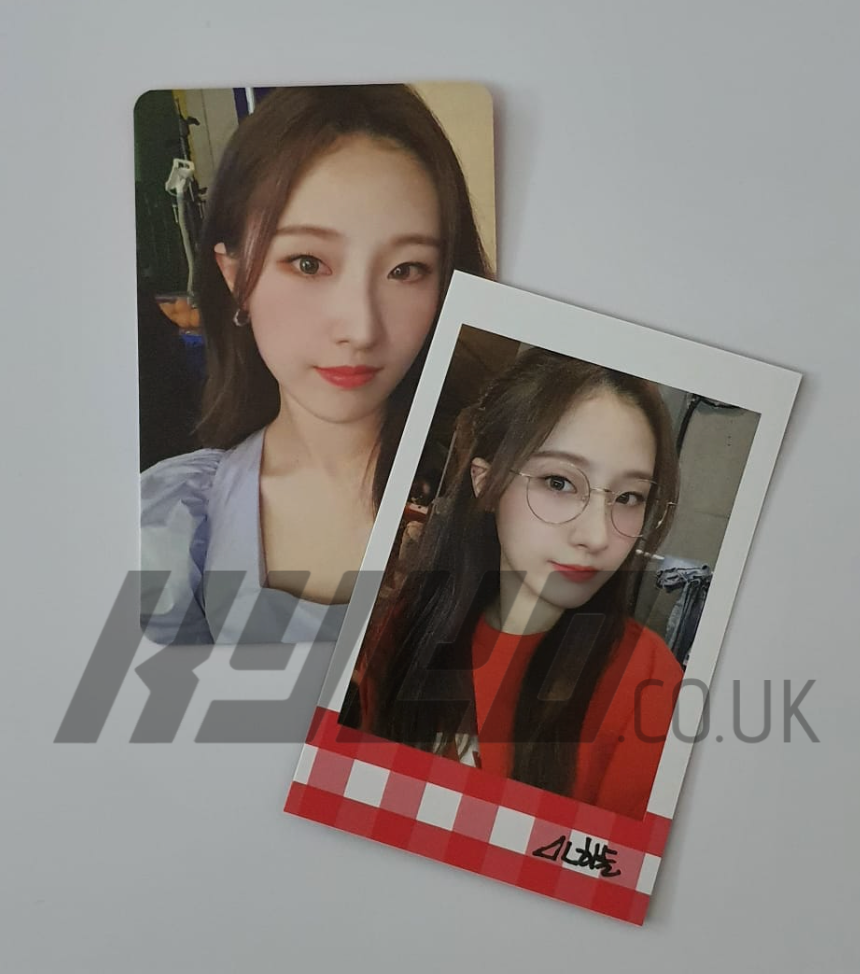 LOONA - ISLAND 2021 SET OF 2 PHOTOCARDS