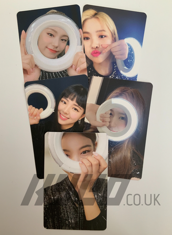 ITZY LIGHT RING Official Photo Card