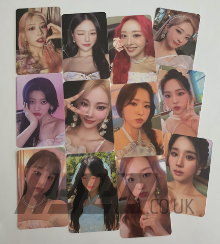 LOONA - " FLIP THAT " SYNNARA OFFICIAL PHOTOCARD