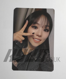 QUEENZ EYE SYNNARA PHOTOCARD