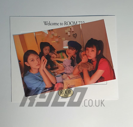 NEWJEANS - SEASON'S GREETINGS 2023 POSTCARD + PHOTO FRAME