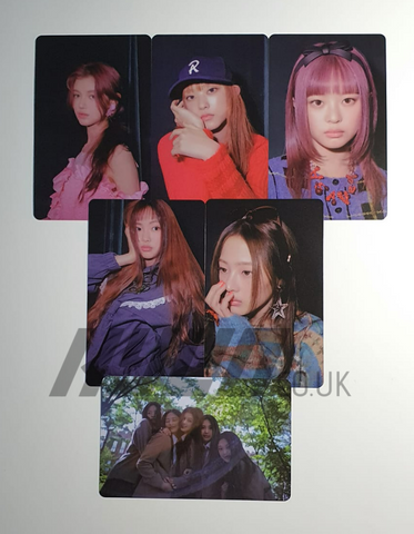 NEWJEANS - OMG WEVERSE PHOTOCARD + PHOTO FRAME