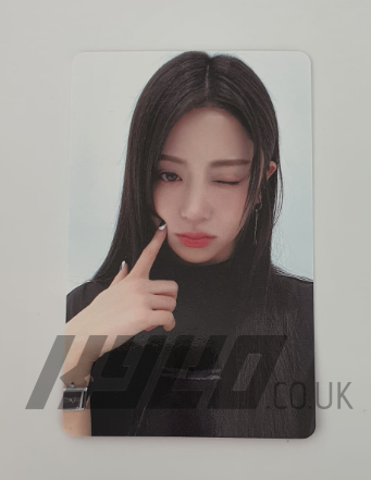 LE SSERAFIM Unforgiven Weverse Official Photocard - You Pick - Original Music Trading Card